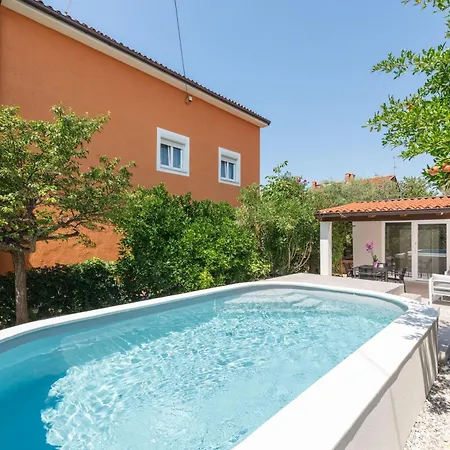 Family-friendly With Swimming Pool Novigrad - 25236 Apartment Novigrad (Istria)