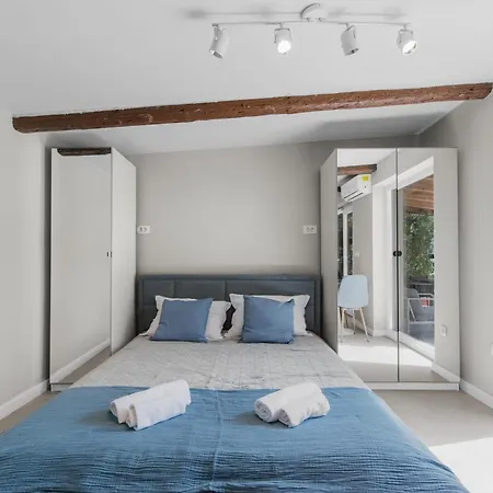 Apartment Family-friendly With Swimming Pool Novigrad - 25236 Novigrad (Istria)